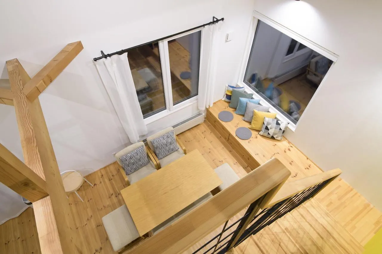 Niseko Highland Cottages 0*,  Giappone