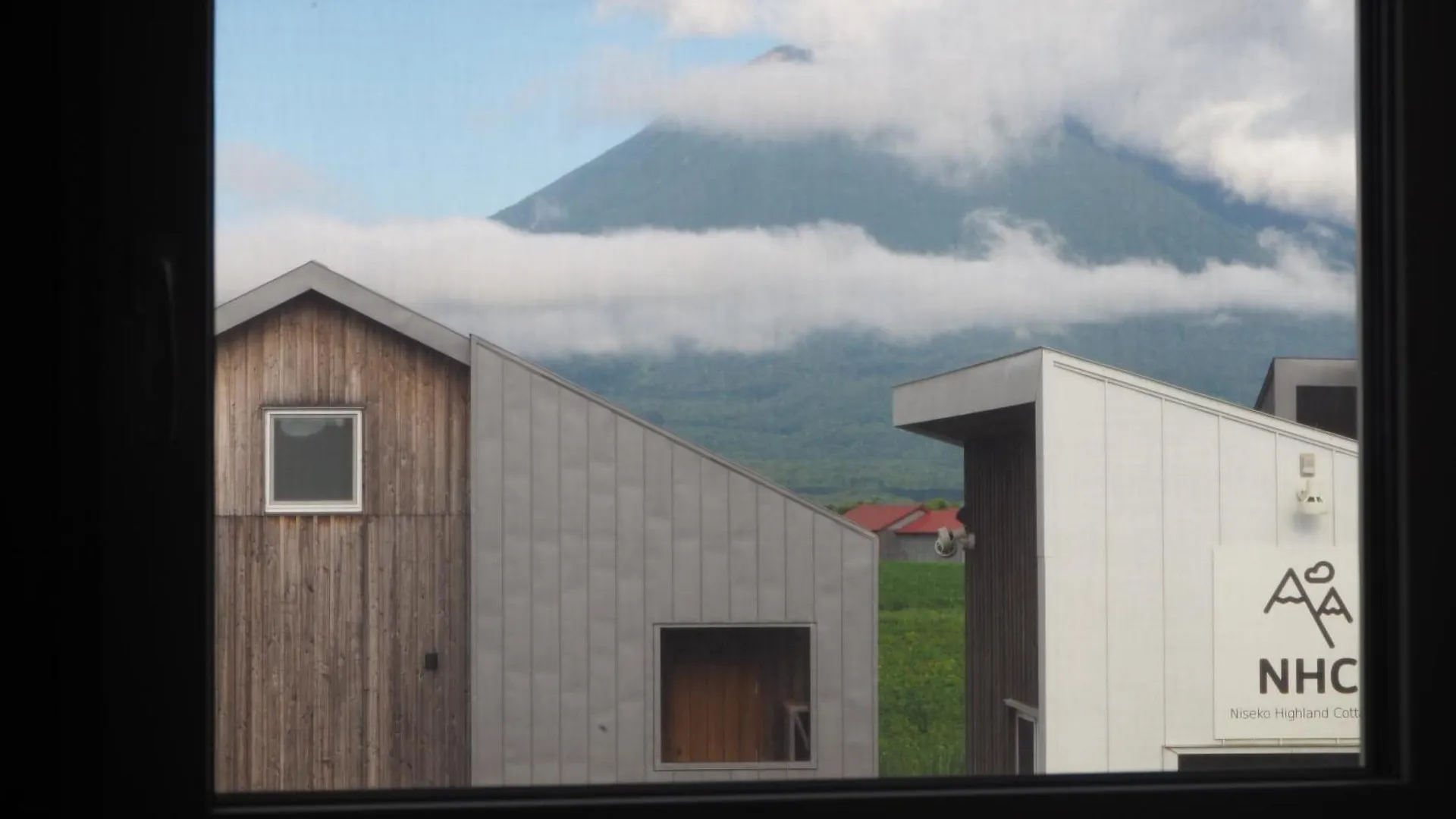 Niseko Highland Cottages 0*,  Giappone