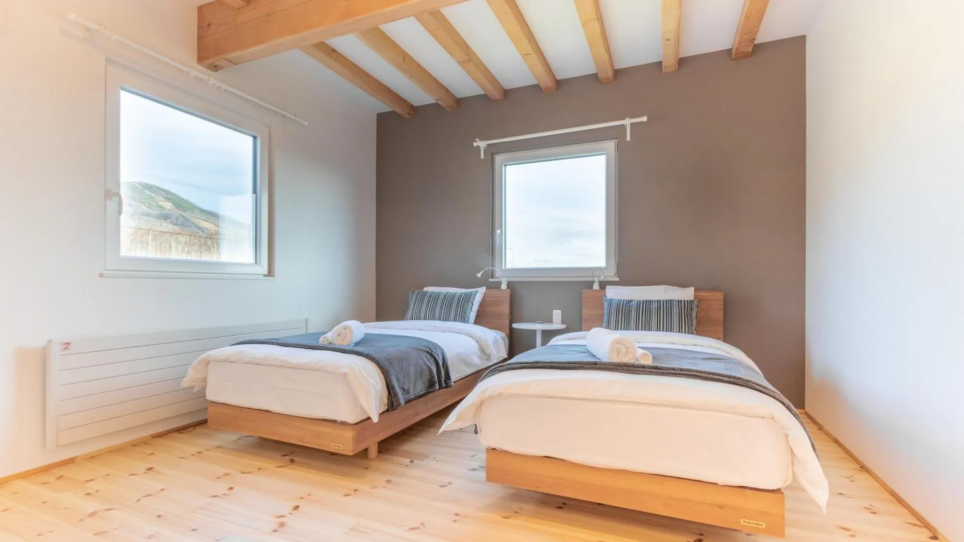 Niseko Highland Cottages